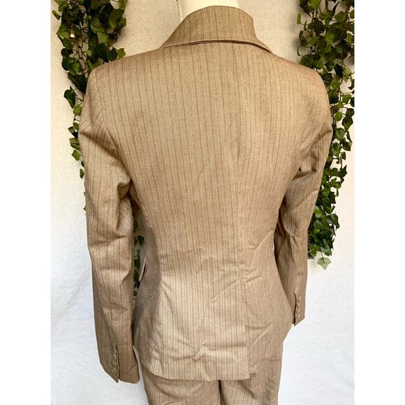 New York & Company Stretch Vintage Brown Suit Set Women's Size 2 - Picture 4 of 12
